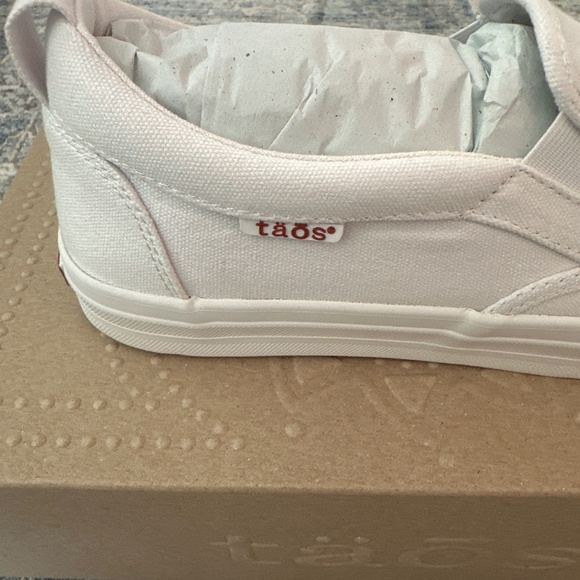 TAOS Footwear—Rubber Soul White Canvas Slip-Ons - Picture 4 of 8